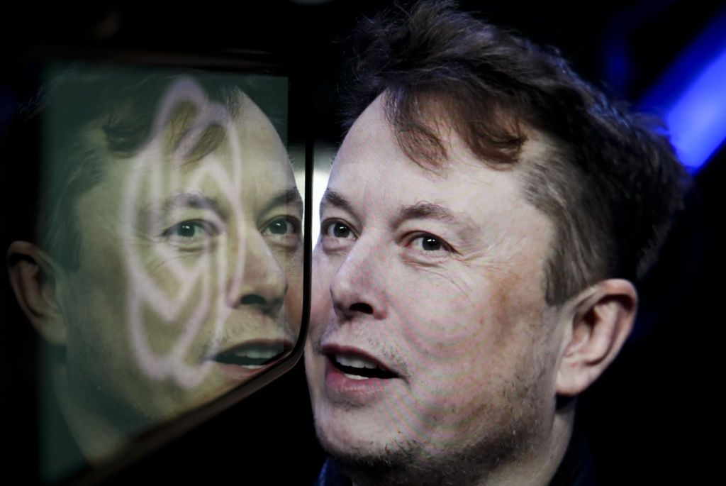 Elon Musk Dominates SpaceX IPO Windfall