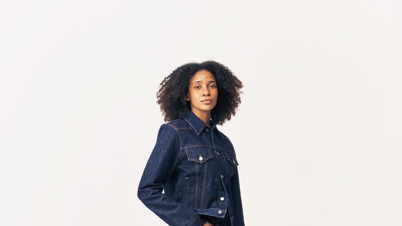 Styling '90s Cropped Jeans: 5 Modern Looks