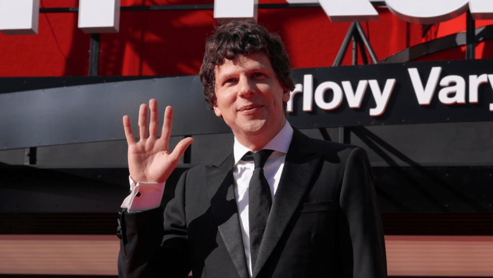 Jesse Eisenberg Distances Himself from Zuckerberg Role
