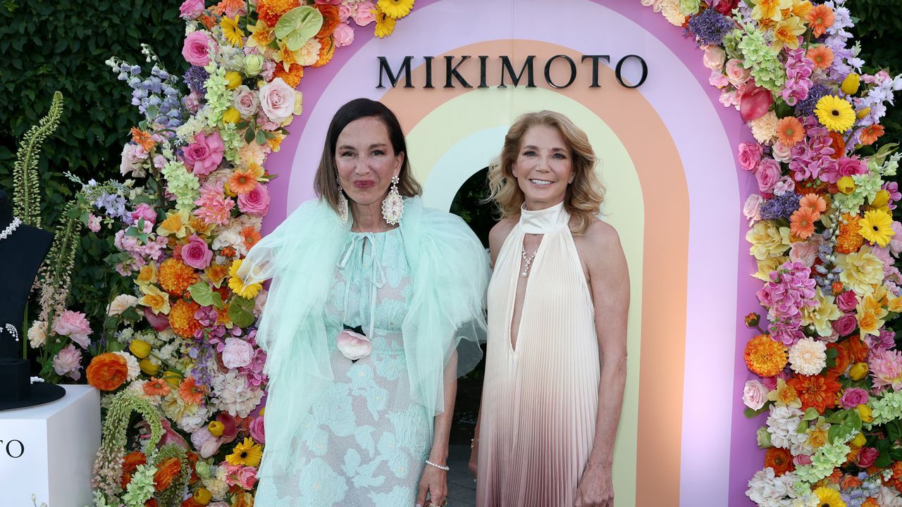 New York Botanical Garden Celebrates Flower Power