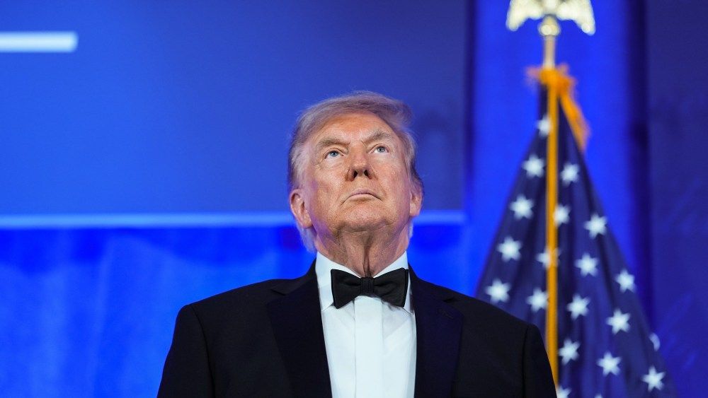 Trump Targets Media at White House Dinner