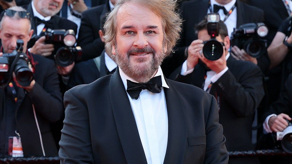Peter Jackson Talks AI and 'Hunt for Gollum' at Cannes