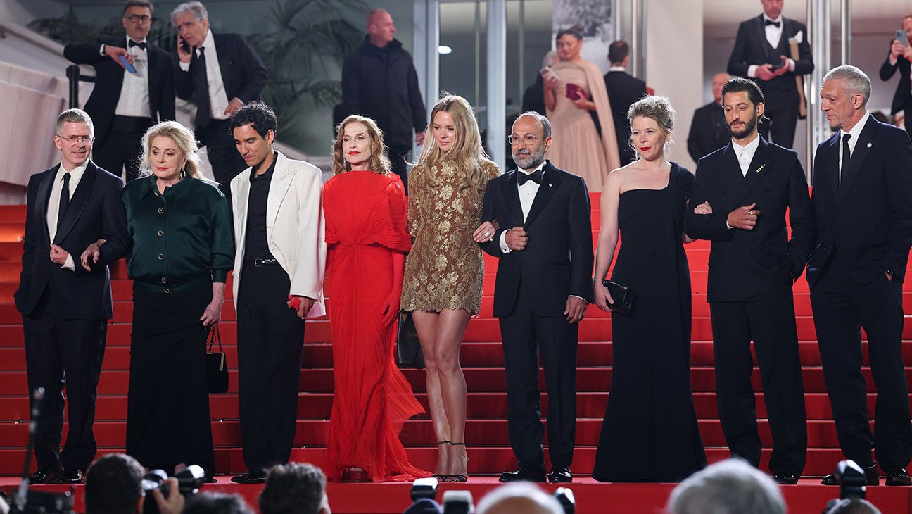 Asghar Farhadi's 'Parallel Tales' Receives Mild Cannes Reception
