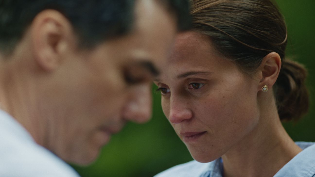 Alicia Vikander and Victoria Pedretti Illuminate 'The Last Day'