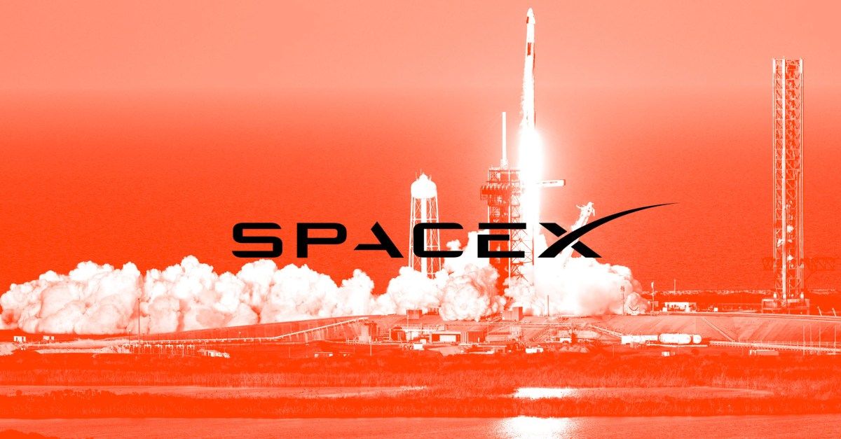 SpaceX Lands $4 Billion Missile-Tracking Deal