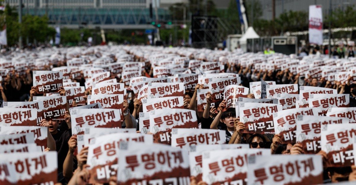 Samsung Workers Plan Strike Amid Chip Shortage