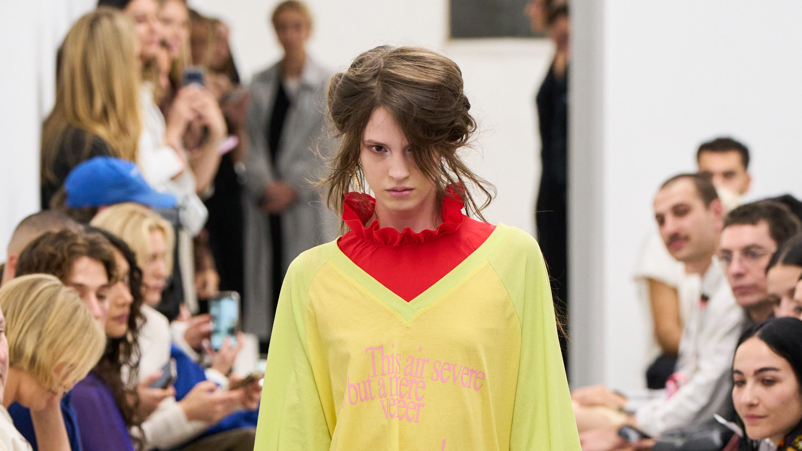 Alix Higgins Stuns at Australia Resort 2027