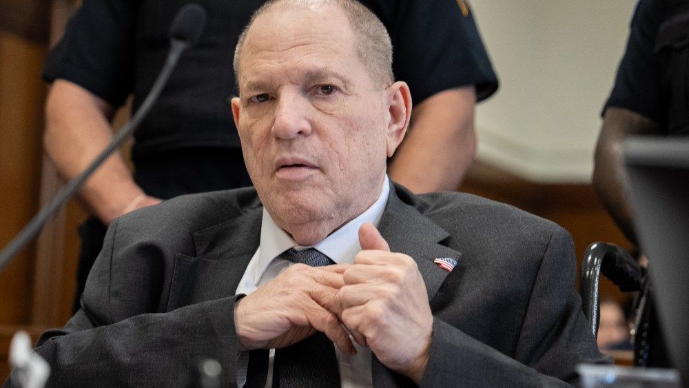 Harvey Weinstein Rape Case Ends in Mistrial