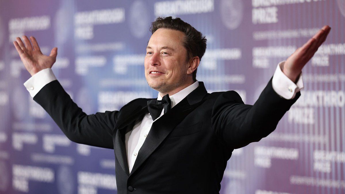 Elon Musk's Grip Tightens with SpaceX IPO