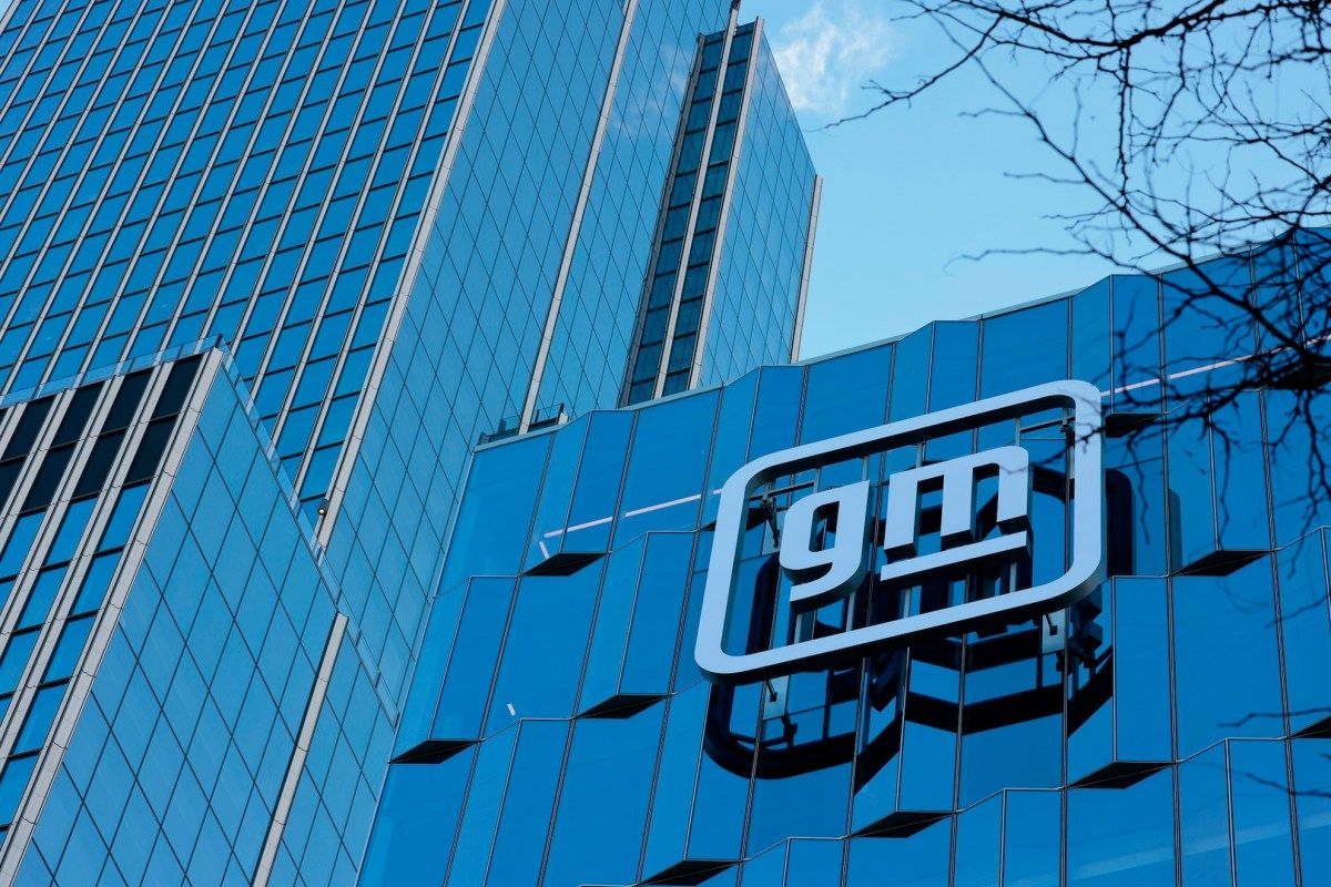 GM Cuts IT Jobs, Focuses on AI Talent
