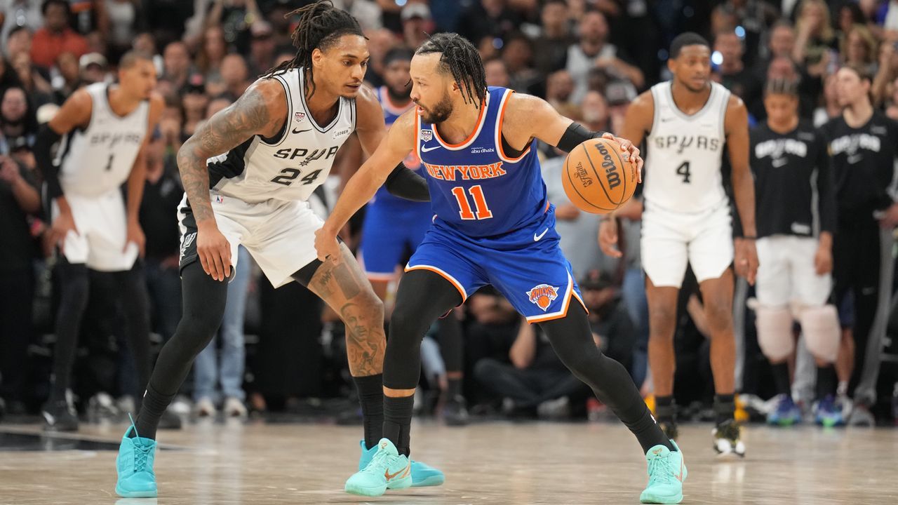 Teal Sneakers Make a Splash in NBA Finals