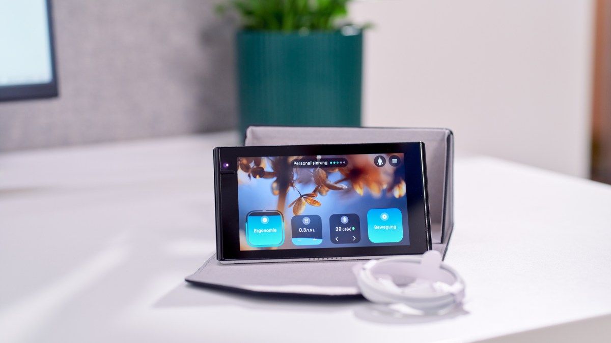 Isa: The Desk Gadget for Better Posture